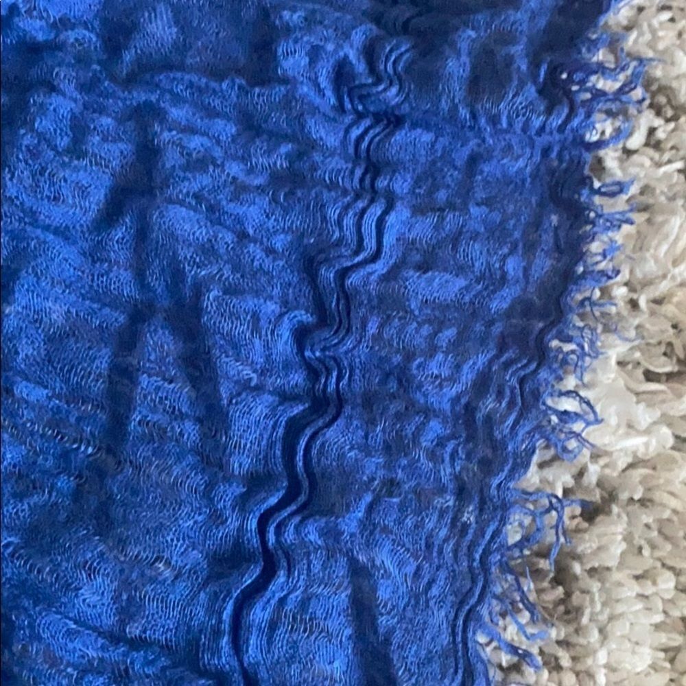Tullette Scarf - Picture 3 of 3